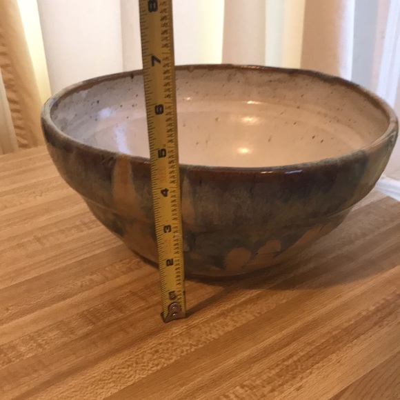 Studio Pottery Signed Mixing Bowl - Picture 6 of 9